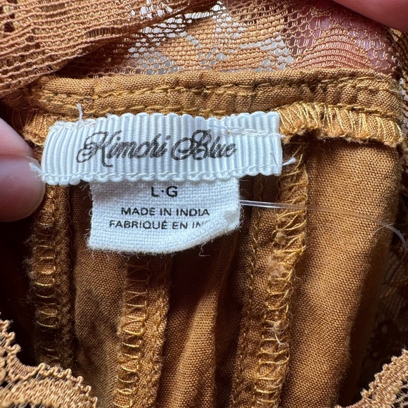 Kimchi Blue Large tan brown natural Shyla lace Trim Romper - Picture 4 of 10